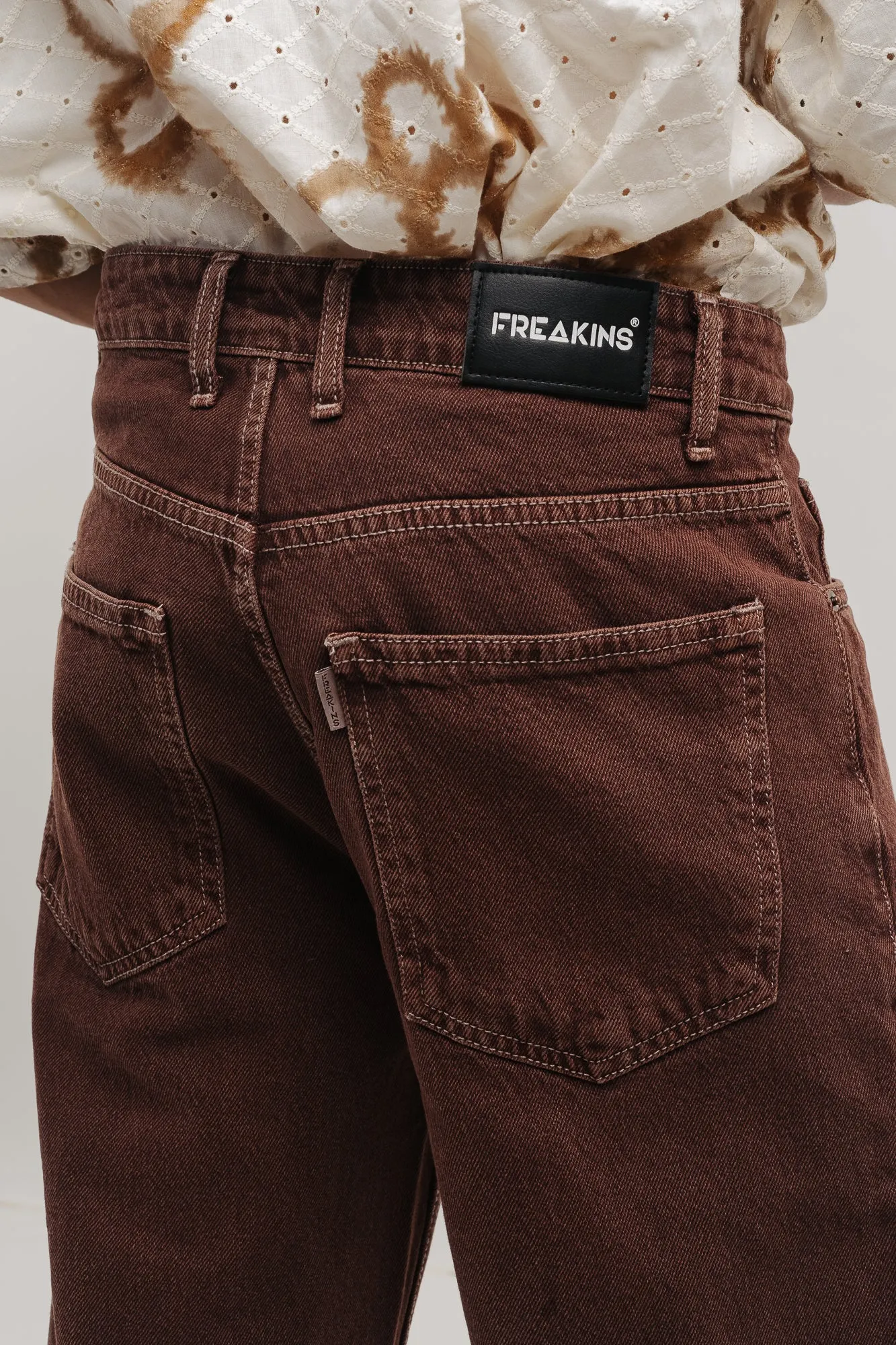 Men's Brown Relaxed Straight Jeans