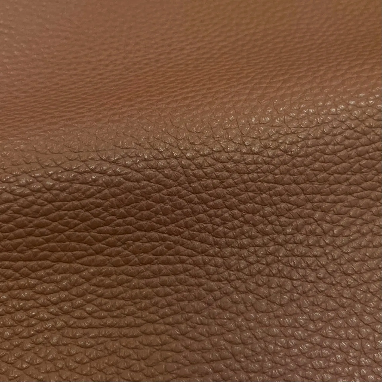 Navajo Cow Pebble Grain Hide | Swatches